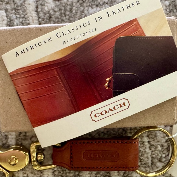 NWT COACH VINTAGE Trigger Snap Leather Key Fob #7212 Tan - Picture 13 of 13